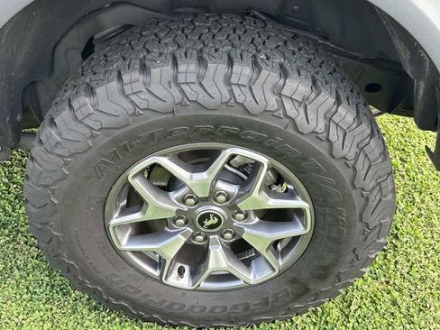 Used 2025 Ford Bronco Badlands AWD/4WD image 18