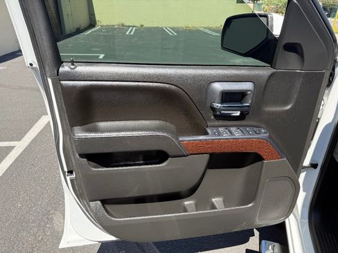 Used 2014 GMC Sierra 1500 SLE w/ SLE Value Package RWD image 11