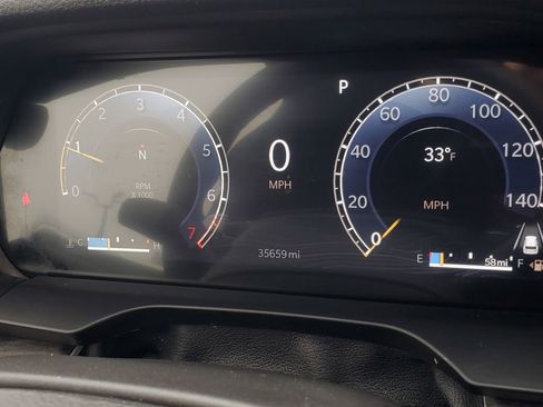 Used 2024 Jeep Grand Cherokee L Limited w/ Luxury Tech Group II image 21