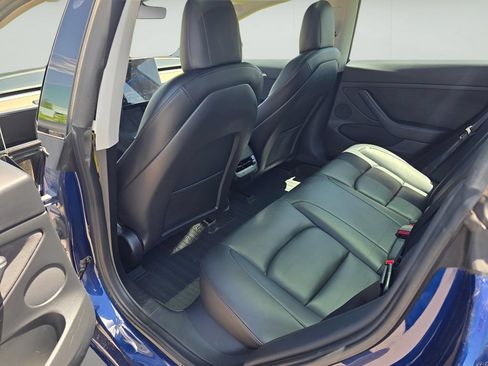 Used 2022 Tesla Model 3 Standard Range RWD image 26