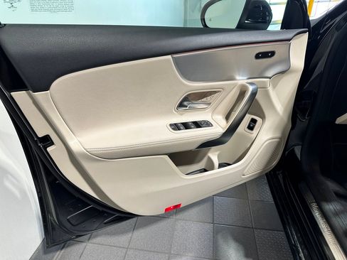 Used 2022 Mercedes-Benz A 220 4MATIC image 8