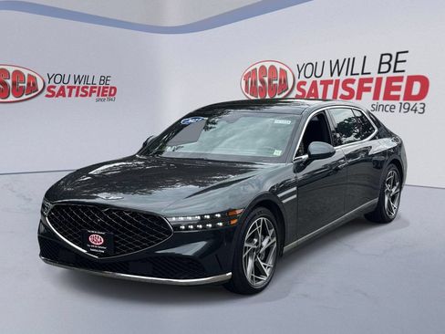 Used 2023 Genesis G90 3.5T AWD/4WD image 3