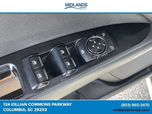 Used 2016 Ford Fusion SE w/ Equipment Group 201A FWD image 16