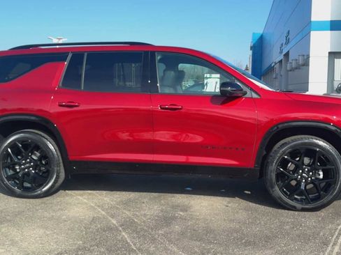 Certified 2024 Chevrolet Traverse RS image 9