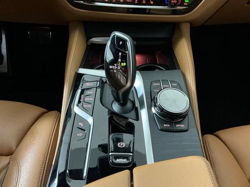 Used 2023 BMW M550i xDrive w/ Executive Package AWD/4WD image 13