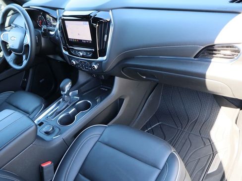 Certified 2023 Chevrolet Traverse Premier image 32