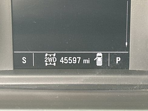 Used 2025 Chevrolet Silverado 2500 Custom w/ Custom Value Package image 27