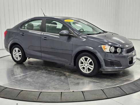 Used 2013 Chevrolet Sonic LT FWD image 7