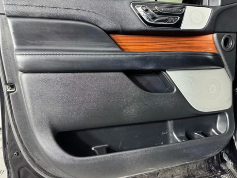 Used 2020 Lincoln Navigator L Reserve w/ Equipment Group 208A Reserve image 42