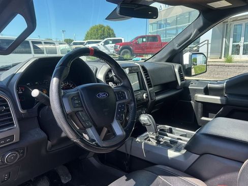 Used 2018 Ford F150 Raptor w/ Equipment Group 802A Luxury AWD/4WD image 9