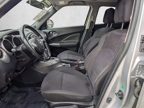 Used 2011 Nissan Juke SV image 11
