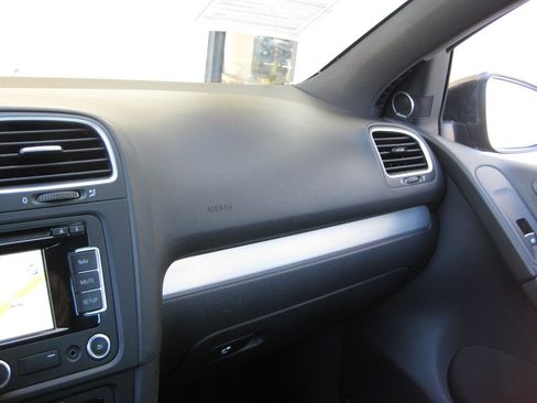 Used 2012 Volkswagen GTI Autobahn image 18