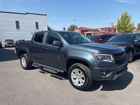 Used 2019 Chevrolet Colorado LT w/ LT Convenience Package image 8