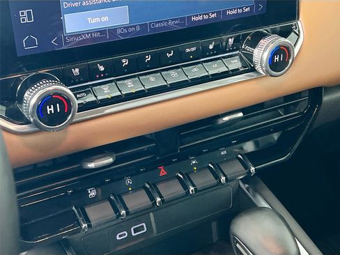 Used 2024 GMC Canyon AT4 w/ AT4 Premium Package image 14