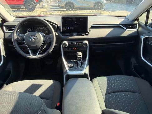 Used 2025 Toyota RAV4 XLE w/ Convenience Package AWD/4WD image 16