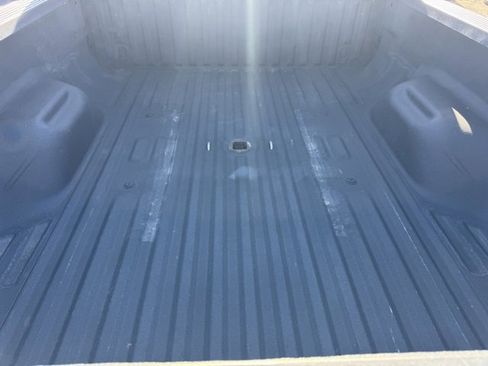 Used 2015 Ford F250 Lariat w/ Chrome Package image 33