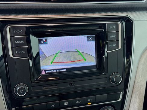 Used 2018 Volkswagen Passat 2.0T S image 13