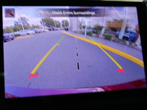 Used 2025 Jeep Grand Cherokee L Limited w/ Black Appearance Package image 20