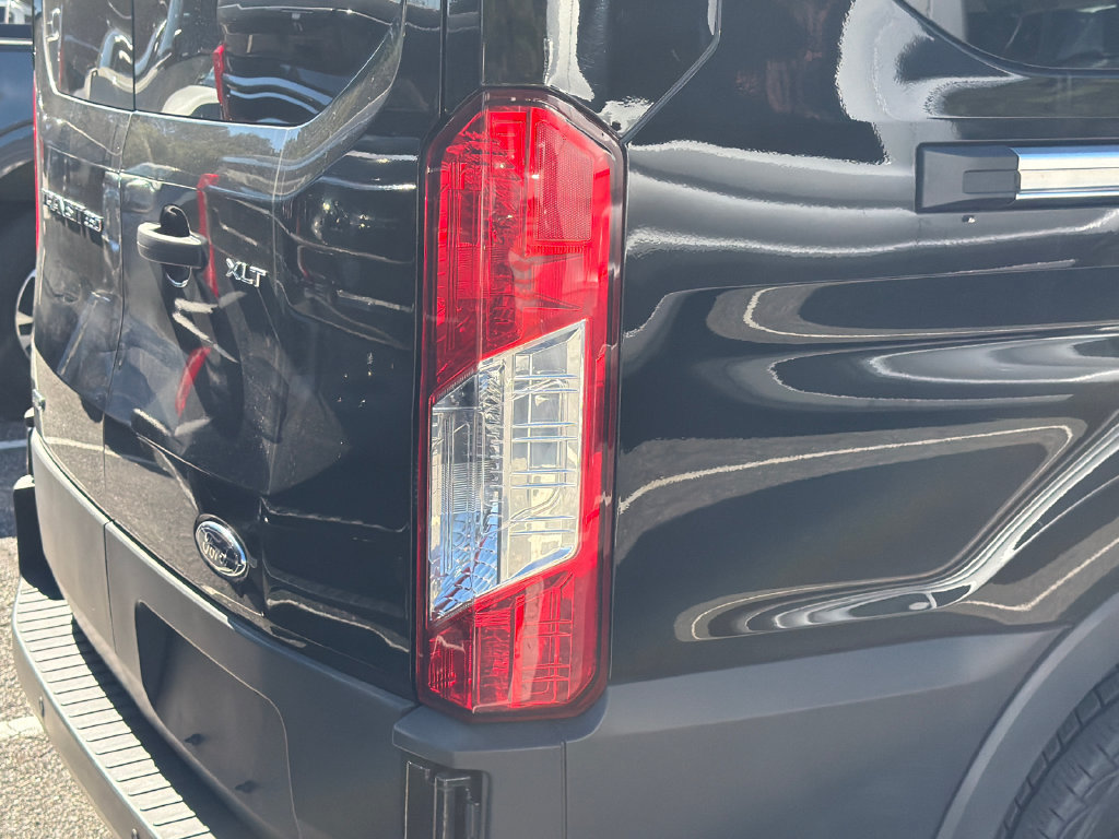Used 2025 Ford Transit 350 XLT AWD/4WD image 11