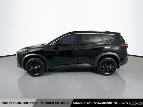 Certified 2023 Nissan Rogue SV w/ SV Premium B Package AWD/4WD image 8