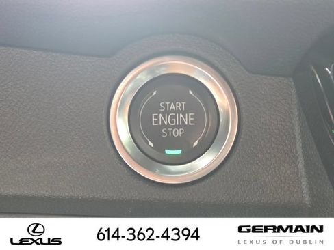 Used 2024 Chevrolet Traverse LT w/ Midnight/Sport Edition AWD/4WD image 26
