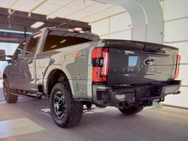 Used 2024 Ford F250 XL w/ STX Appearance Package AWD/4WD image 4