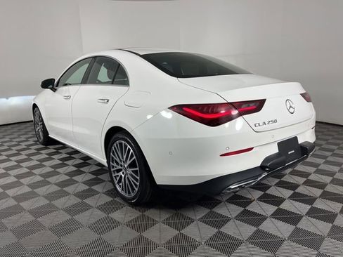 Used 2025 Mercedes-Benz CLA 250 image 8