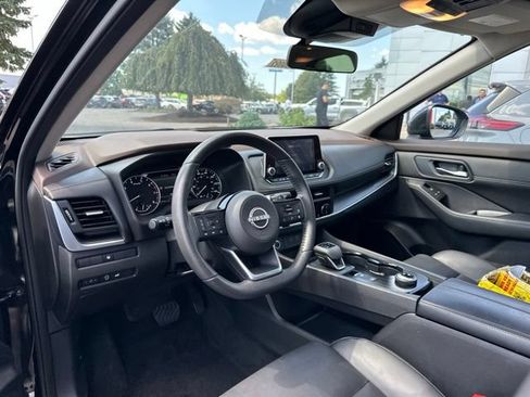 Certified 2023 Nissan Rogue SV w/ SV Premium B Package AWD/4WD image 15
