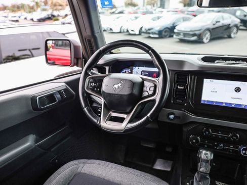 Used 2021 Ford Bronco Big Bend w/ Sasquatch Package AWD/4WD image 5