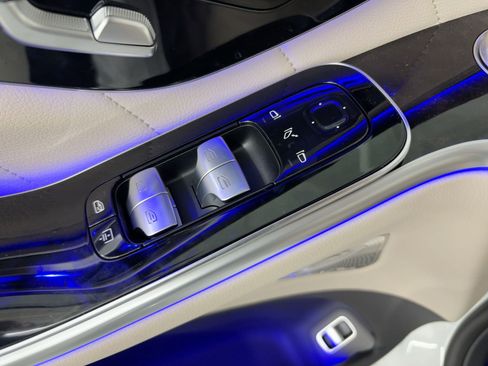 New 2026 Mercedes-Benz S 580e 4MATIC Sedan image 13