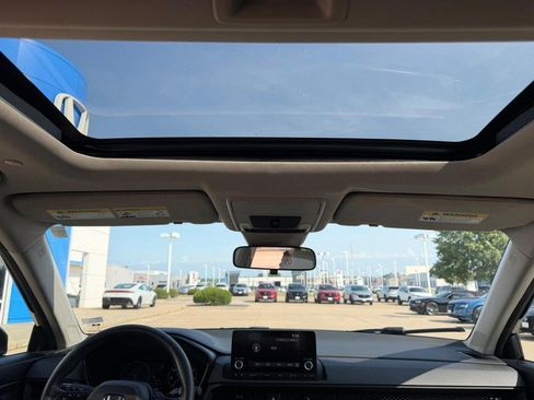 Used 2023 Honda CR-V EX image 9
