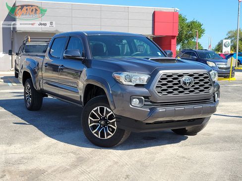 Used 2021 Toyota Tacoma TRD Sport image 1