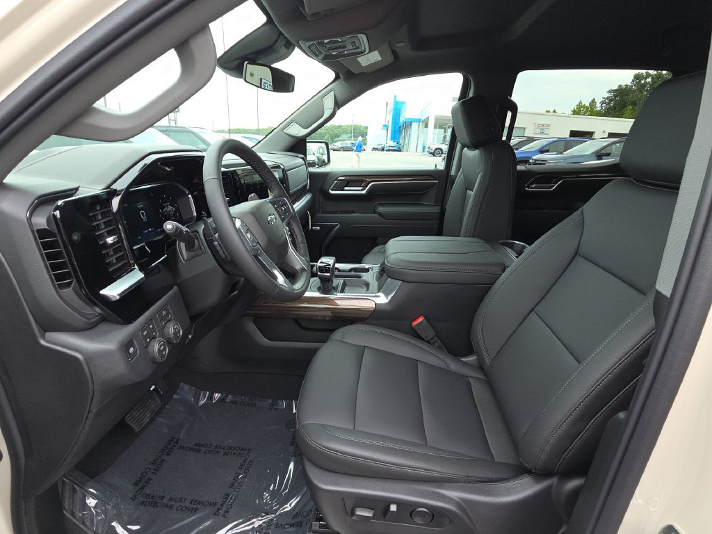 New 2026 Chevrolet Silverado 1500 RST w/ Convenience Package II AWD/4WD image 16