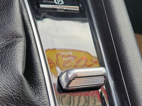 Certified 2023 Jeep Compass Latitude w/ Sun and Sound Group image 25