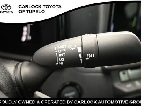 Used 2026 Toyota Camry SE FWD image 20