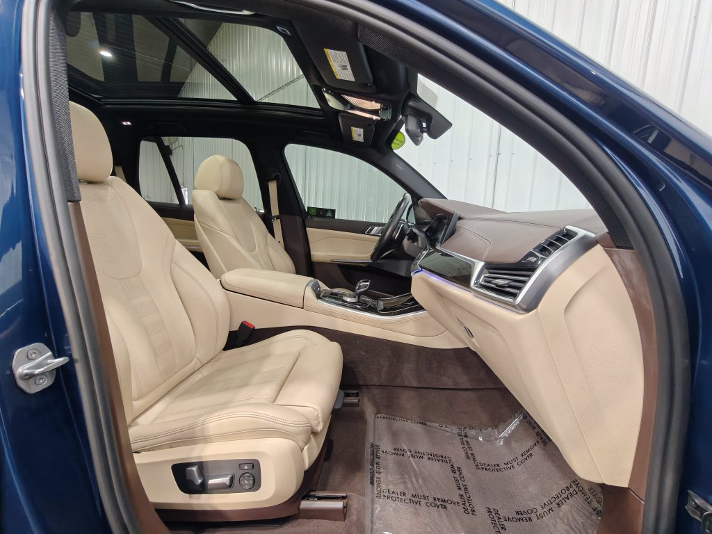 Used 2019 BMW X5 xDrive40i w/ Premium Package 2 AWD/4WD image 31
