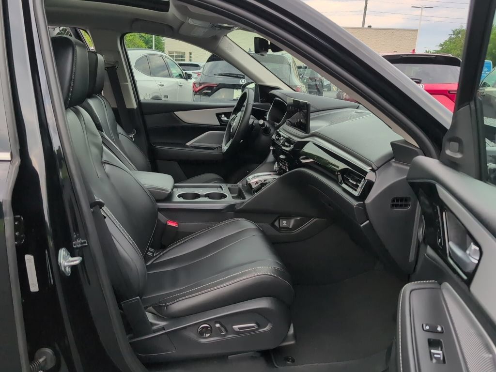 Certified 2026 Acura MDX w/ Technology Package AWD/4WD image 63