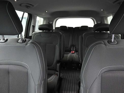 Used 2022 Jeep Grand Cherokee L Laredo w/ Luxury Tech Group I AWD/4WD image 38