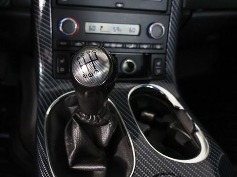 Used 2005 Chevrolet Corvette Coupe w/ Preferred Equipment Group RWD image 37