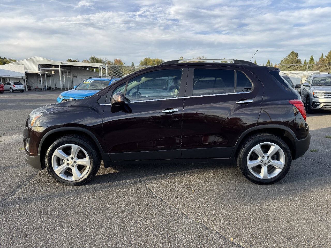 Used 2015 Chevrolet Trax LTZ AWD/4WD image 2