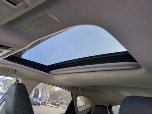 Used 2025 Lexus NX 350h 350h Premium image 25