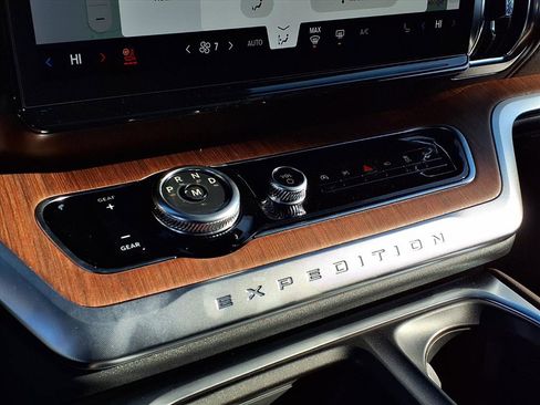 New 2025 Ford Expedition King Ranch image 22