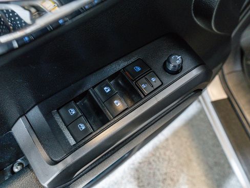 Used 2019 Toyota Tacoma TRD Off-Road image 15