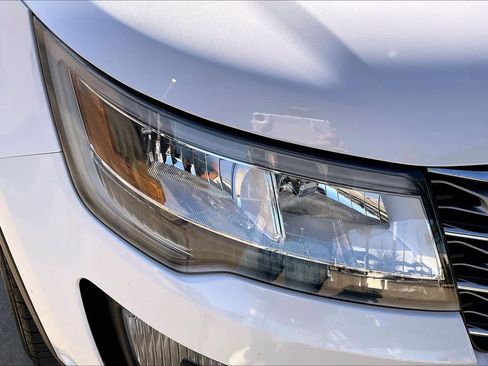 Used 2016 Ford Explorer Limited w/ Equipment Group 301A image 26