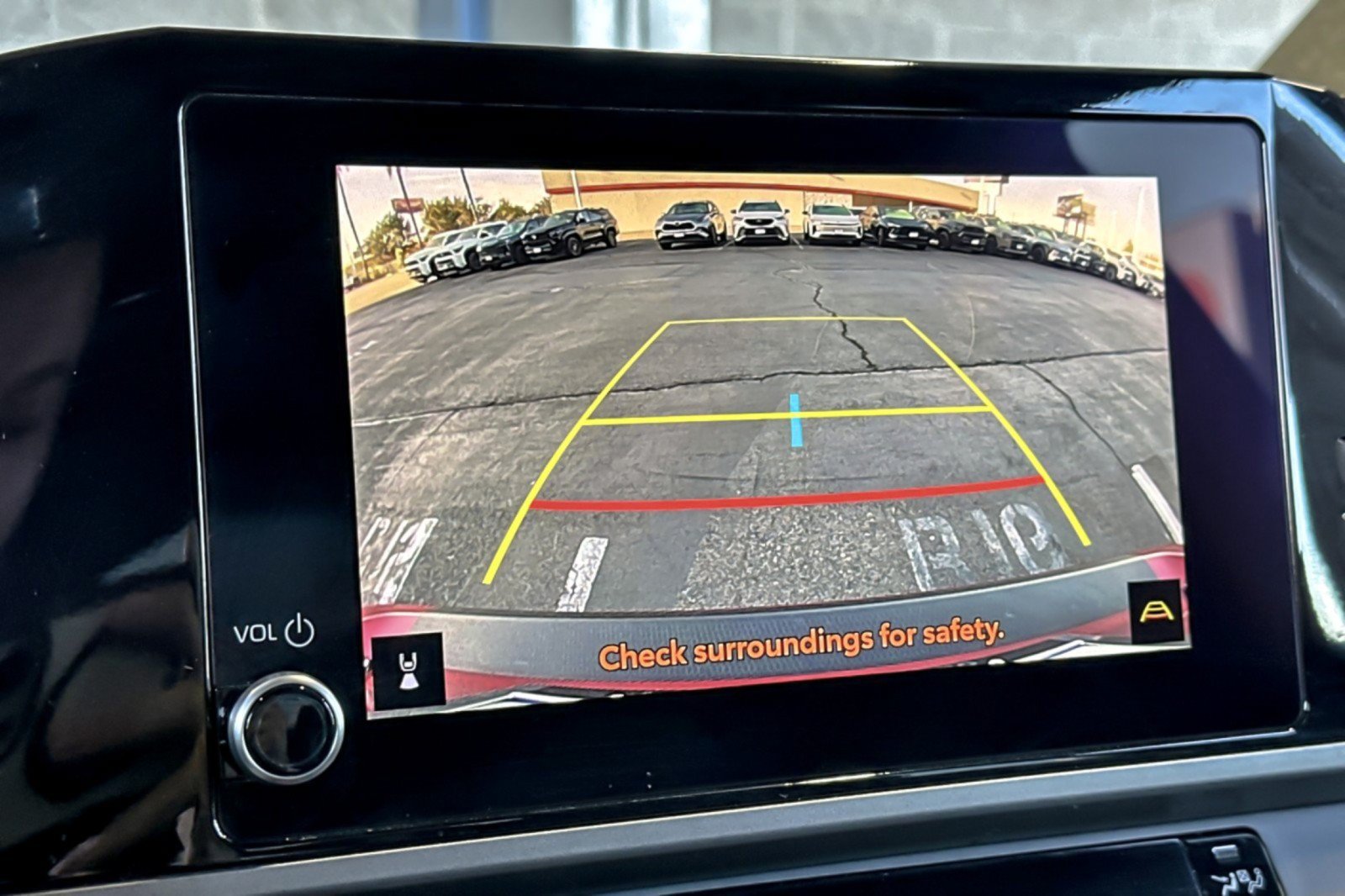 Certified 2025 Toyota Camry SE FWD image 17