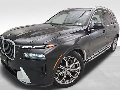 Used 2024 BMW X7 xDrive40i AWD/4WD image 1