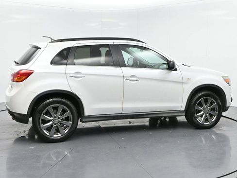 Used 2013 Mitsubishi Outlander Sport LE image 8