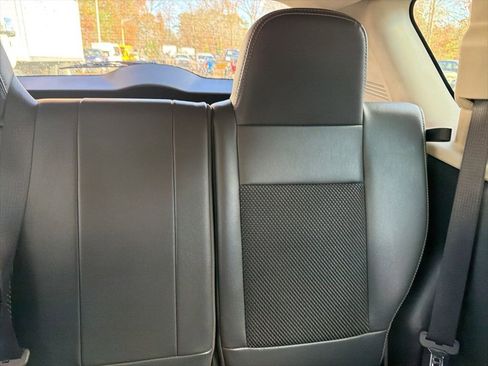 Used 2016 Jeep Compass Latitude image 17