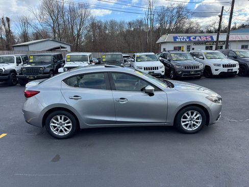 Used 2014 MAZDA MAZDA3 i Grand Touring image 4