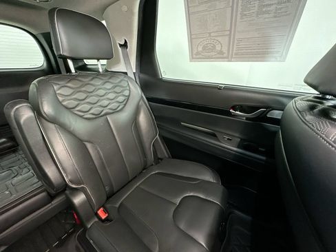 Used 2022 Hyundai Palisade Limited AWD/4WD image 14